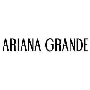 Ariana Grande Cloud Bundle featuring the iconic blue-and-white cloud-shaped fragrance bottle and matching luxury body care in a soft, dreamy aesthetic.